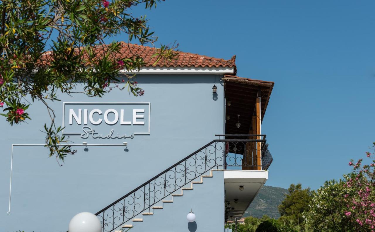 Nicole Studios Laganas Bagian luar foto